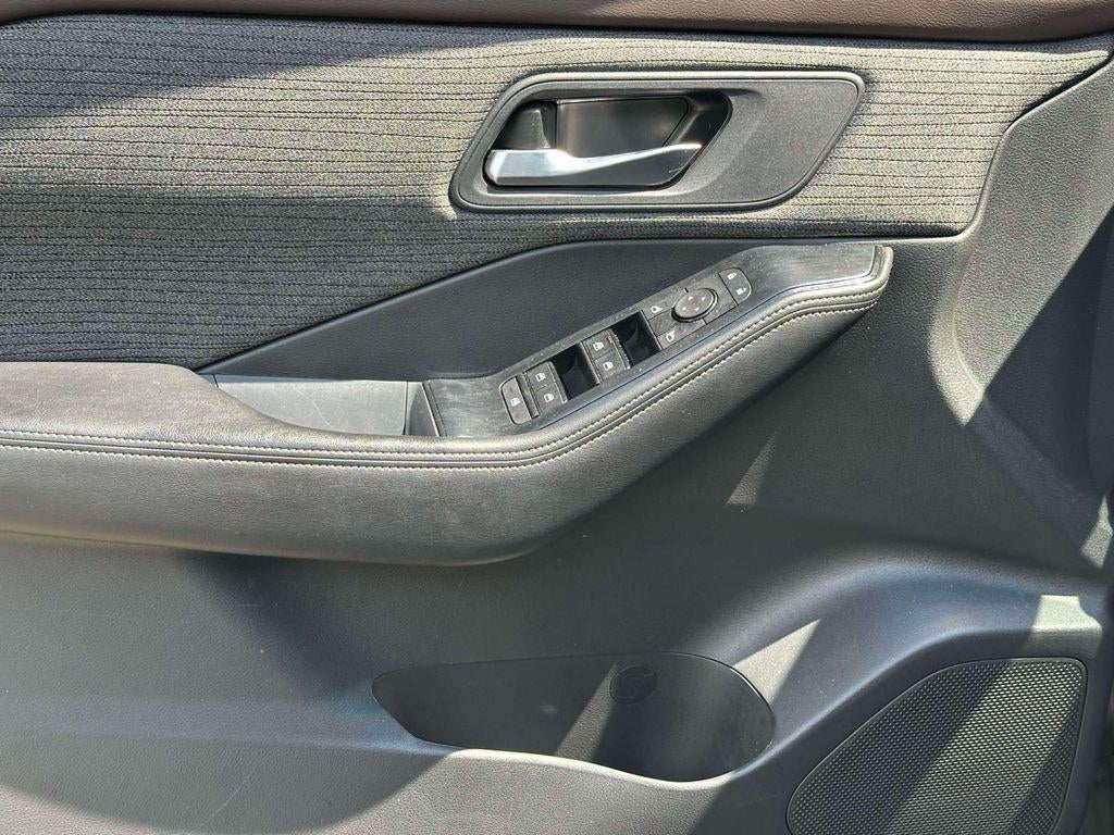 2022 Nissan Rogue SV Intelligent AWD