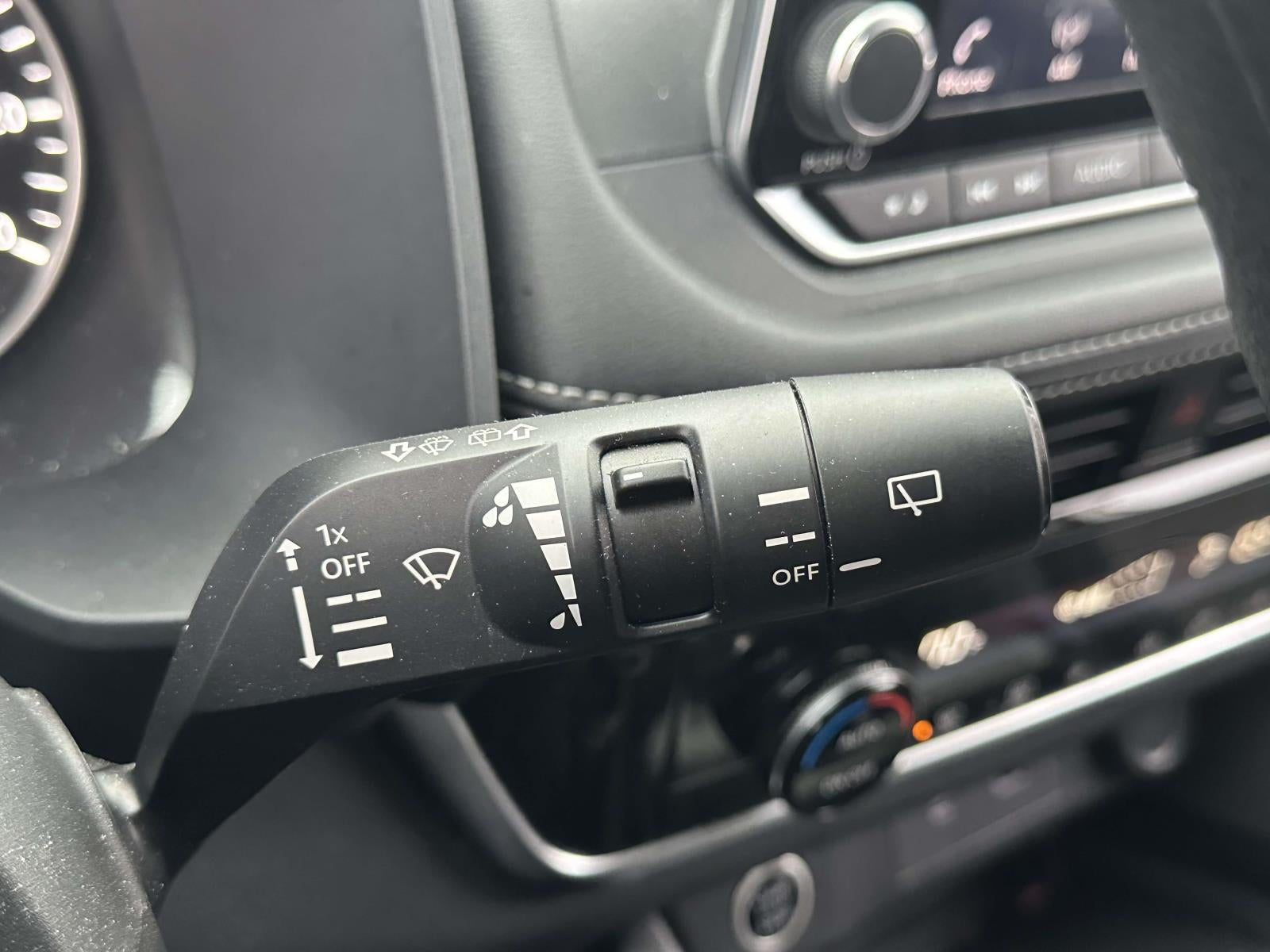 2022 Nissan Rogue SV Intelligent AWD