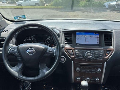 2018 Nissan Pathfinder Platinum
