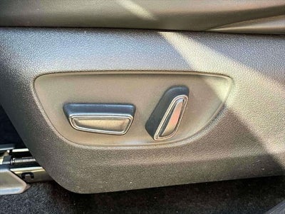 2025 Toyota Grand Highlander LE