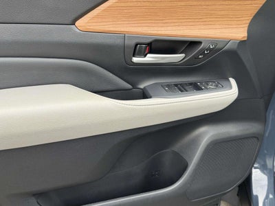 2025 Toyota Grand Highlander Limited