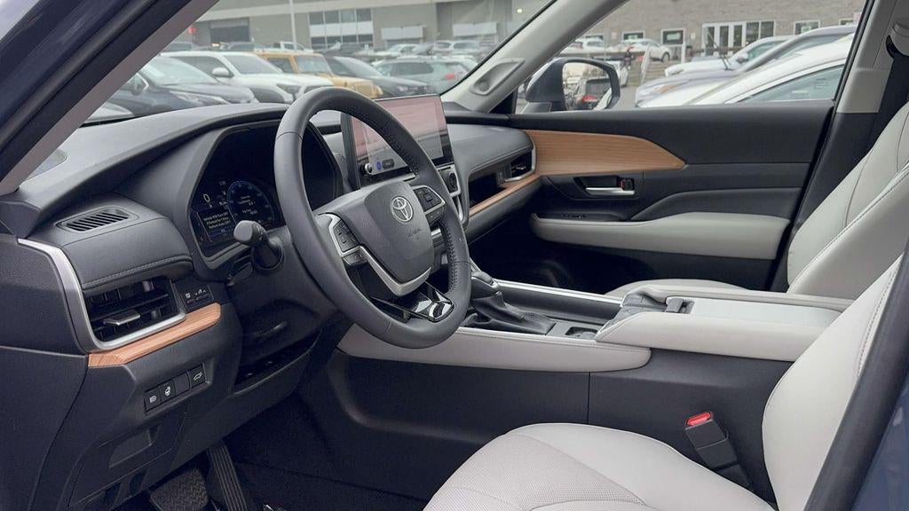 2025 Toyota Grand Highlander Limited