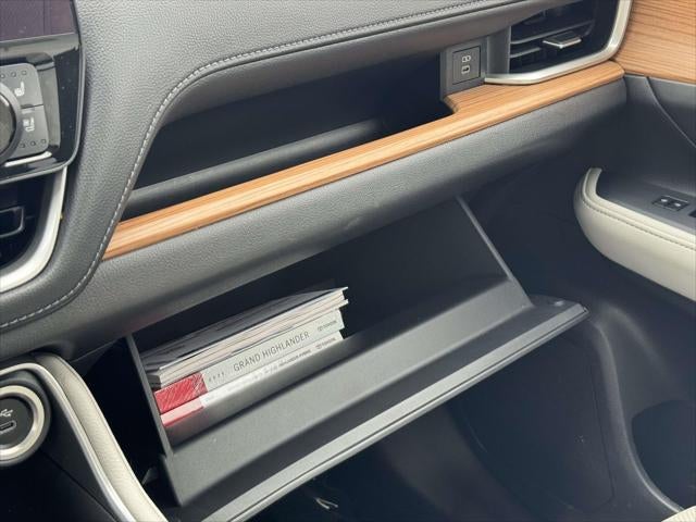 2025 Toyota Grand Highlander Limited