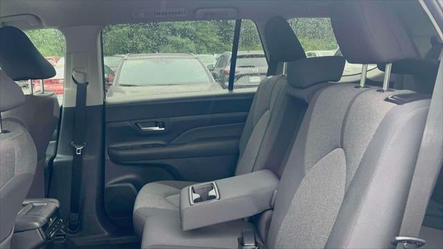 2026 Toyota Grand Highlander LE