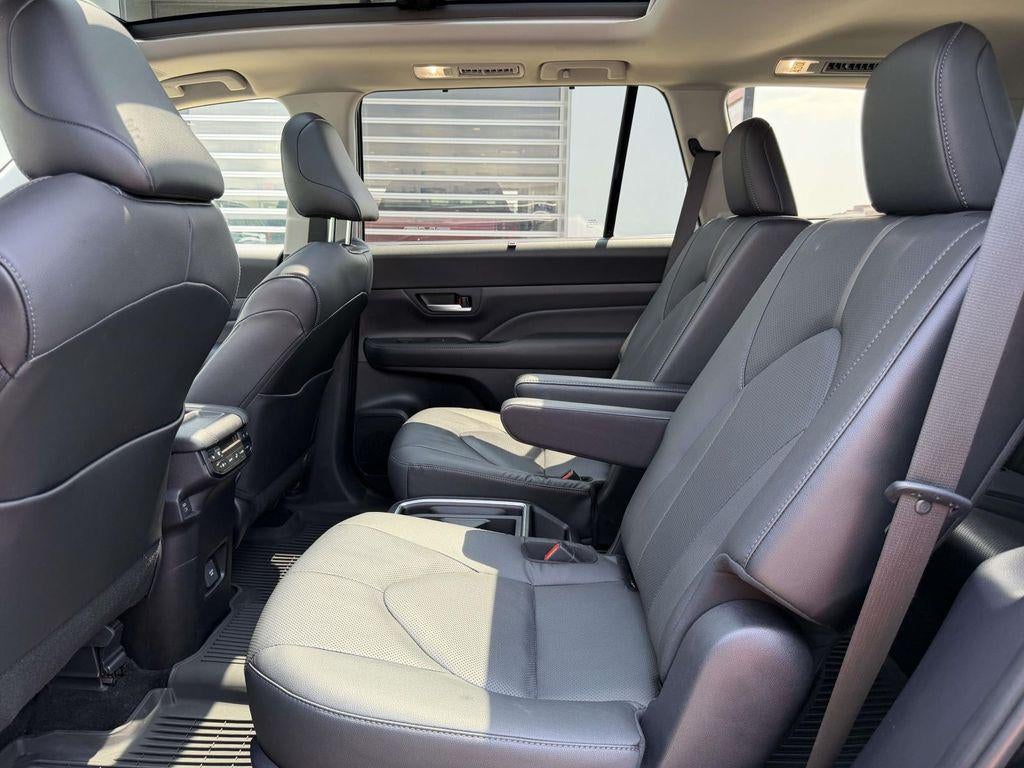 2025 Toyota Grand Highlander Platinum