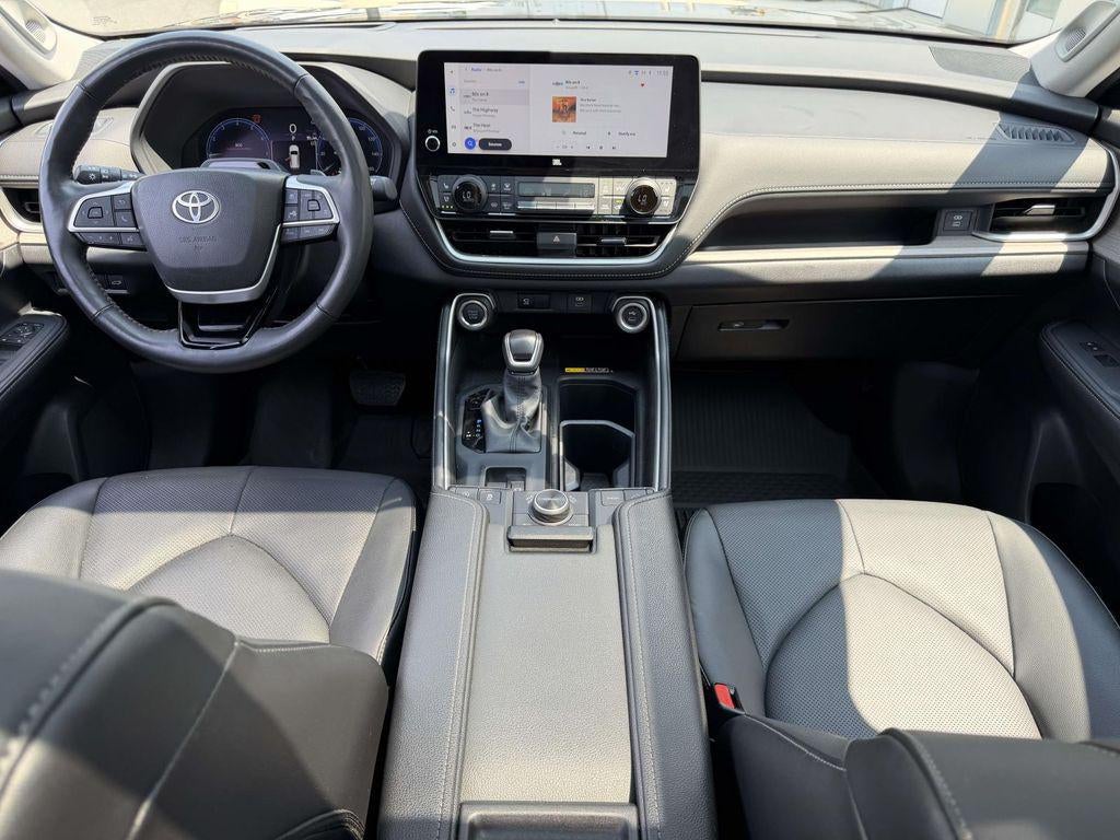 2025 Toyota Grand Highlander Platinum