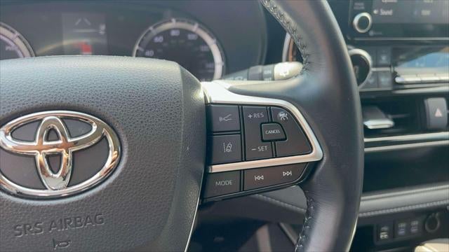 2022 Toyota Highlander Hybrid LE