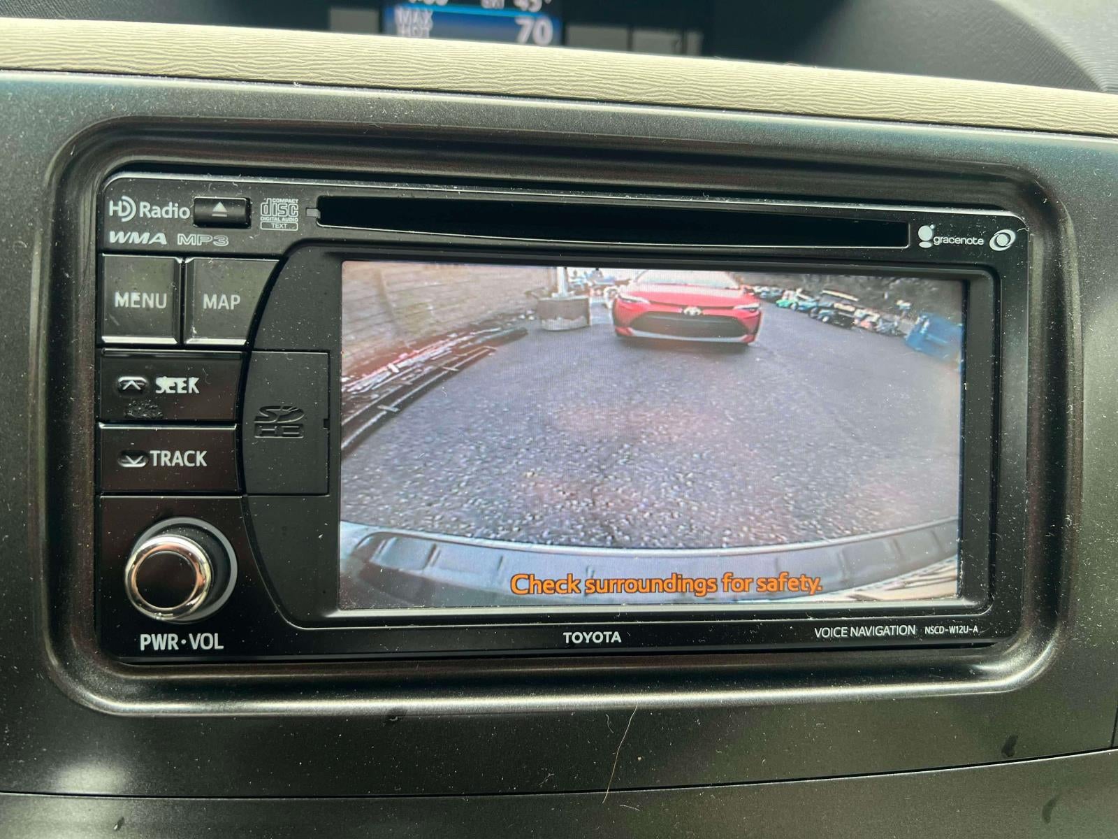 2014 Toyota Sienna XLE 7 Passenger