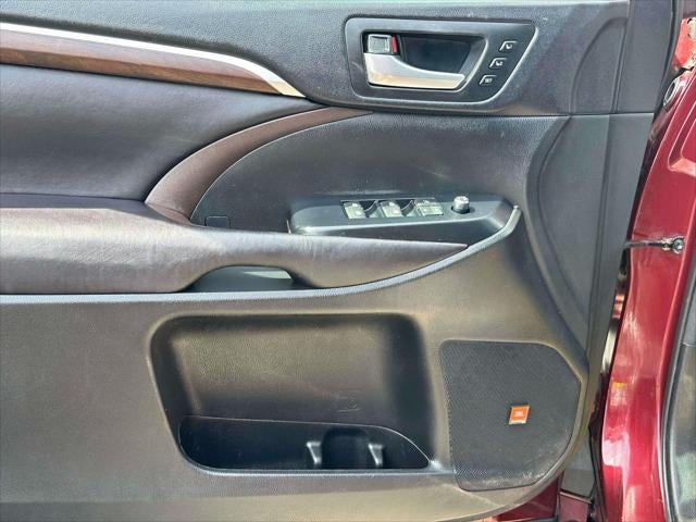 2016 Toyota Highlander Limited V6
