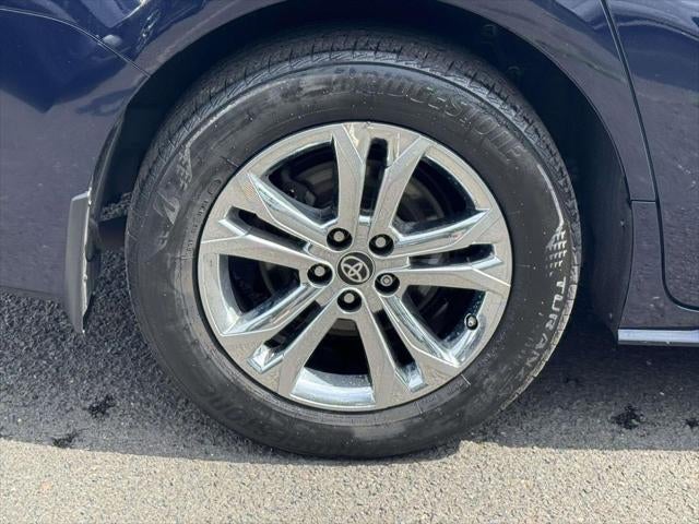 2024 Toyota Sienna Platinum