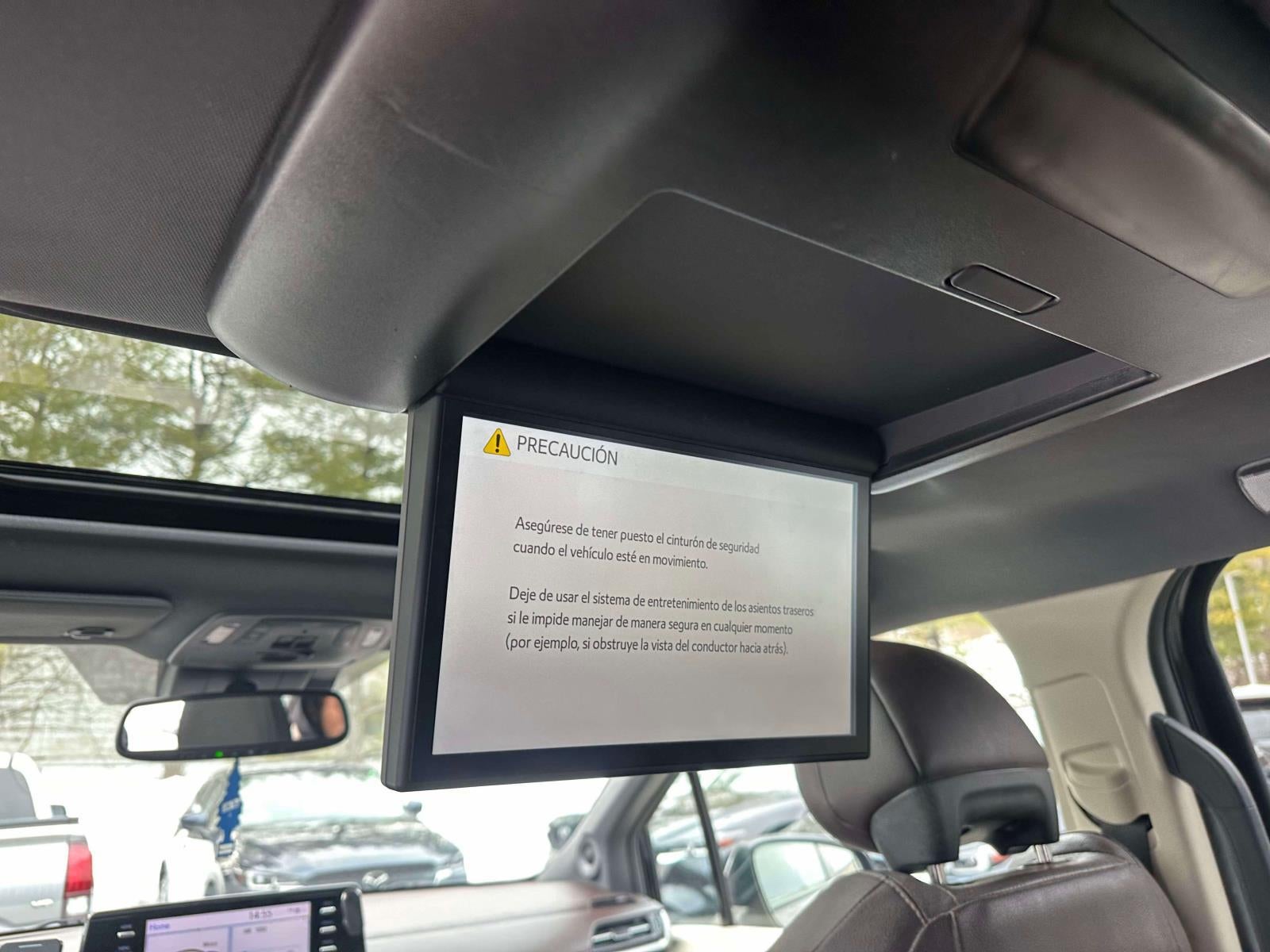 2022 Toyota Sienna Platinum