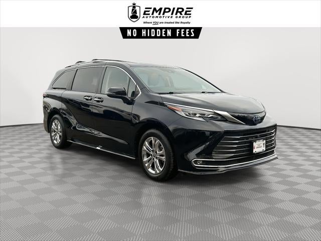 2022 Toyota Sienna Platinum