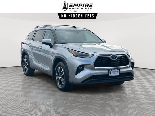 2022 Toyota Highlander Hybrid XLE