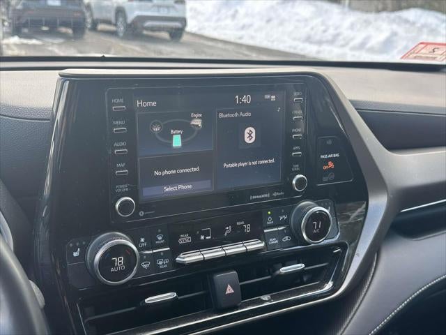 2022 Toyota Highlander Hybrid XLE