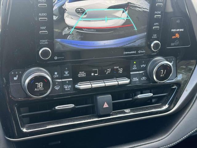 2022 Toyota Highlander Hybrid XLE