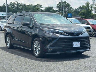 2025 Toyota Sienna XLE