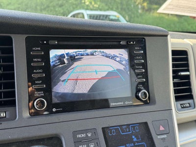 2020 Toyota Sienna LE