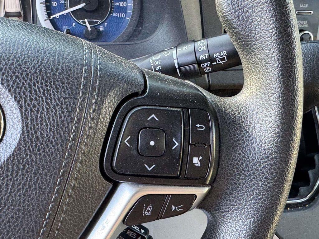 2020 Toyota Sienna LE