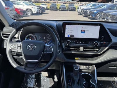 2024 Toyota Highlander Hybrid XLE Nightshade