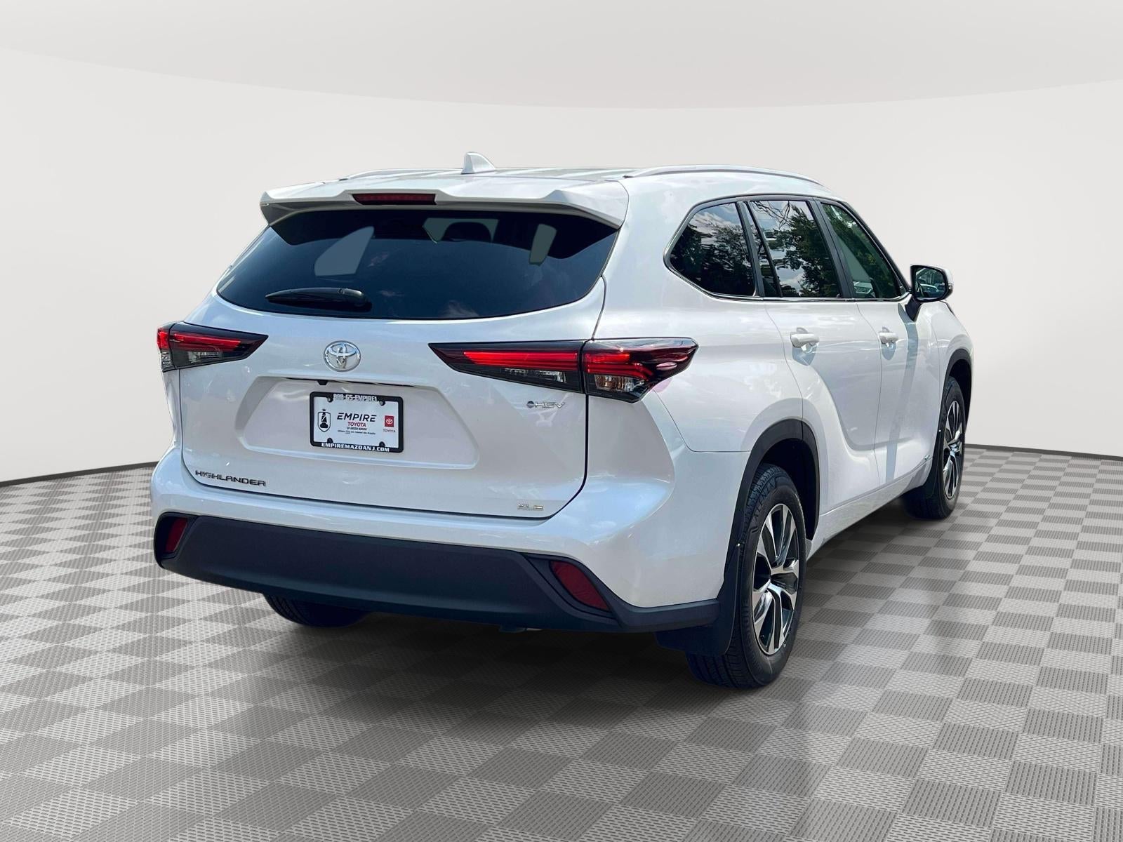 2026 Toyota Highlander Hybrid XLE