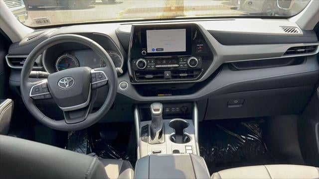 2026 Toyota Highlander Hybrid XLE