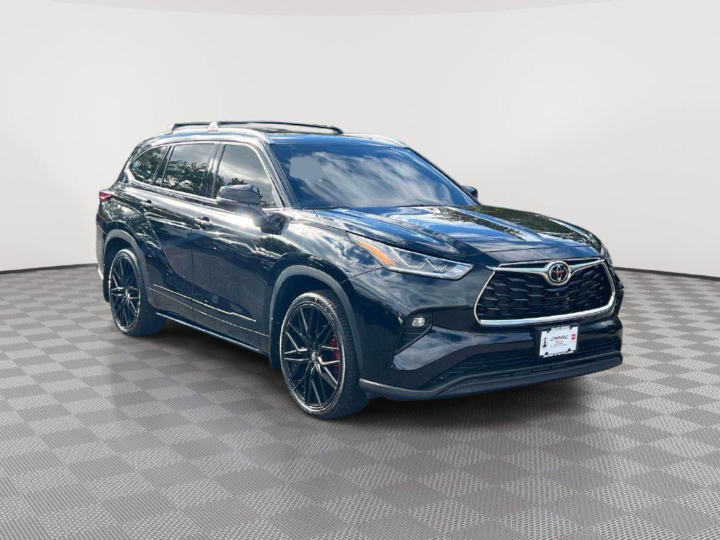 2026 Toyota Highlander Limited · 1