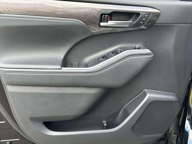 2024 Toyota Highlander Limited