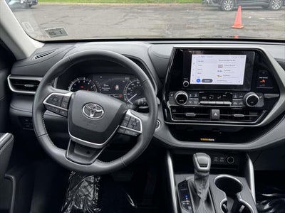 2024 Toyota Highlander XLE
