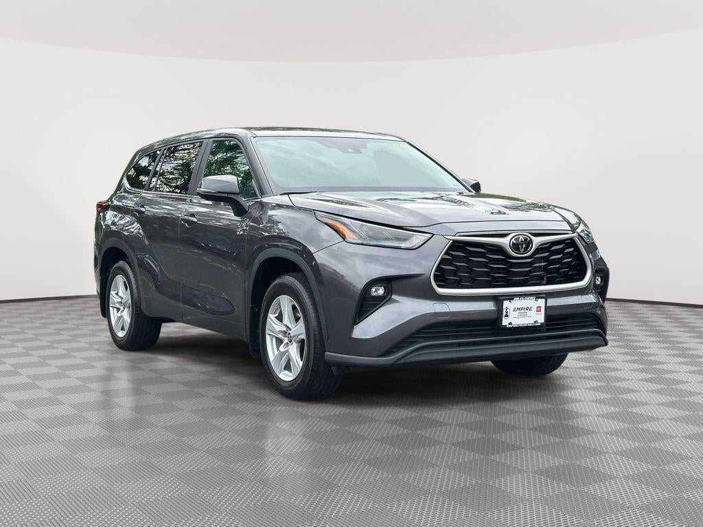 2023 Toyota Highlander LE