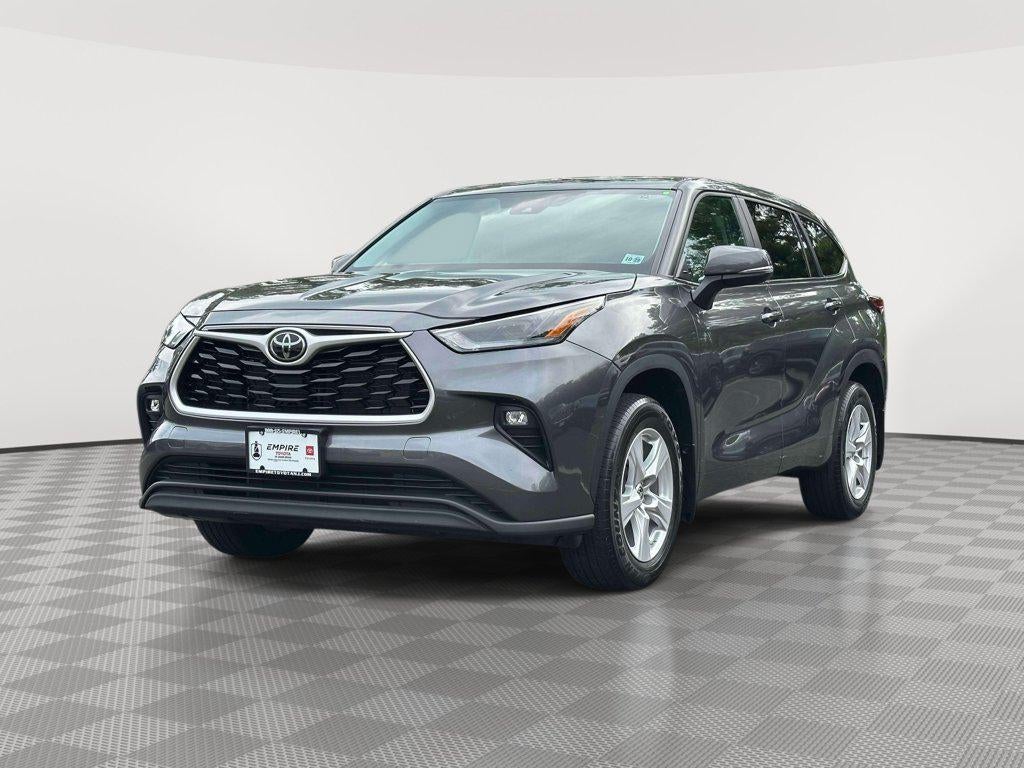 2023 Toyota Highlander LE