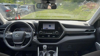 2023 Toyota Highlander LE