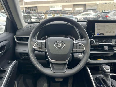 2024 Toyota Highlander XLE