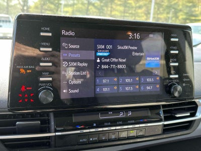 2022 Toyota Sienna LE