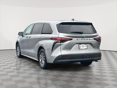 2021 Toyota Sienna LE