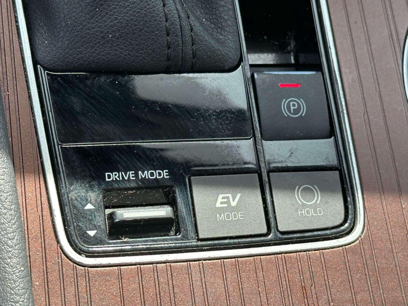 2023 Toyota Sienna LE
