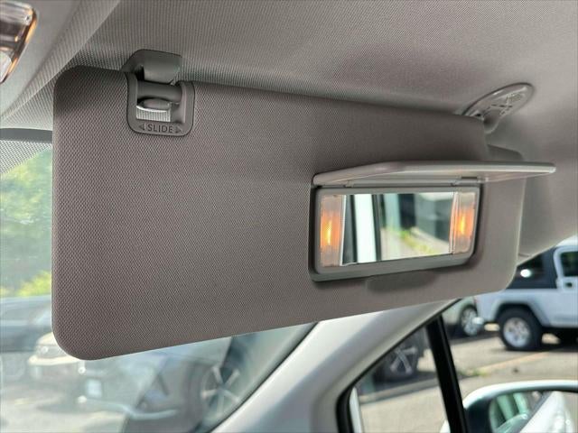 2023 Toyota Sienna LE