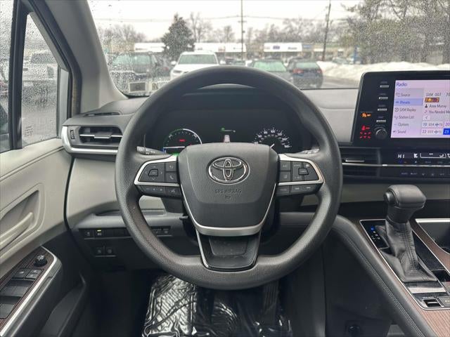 2021 Toyota Sienna LE