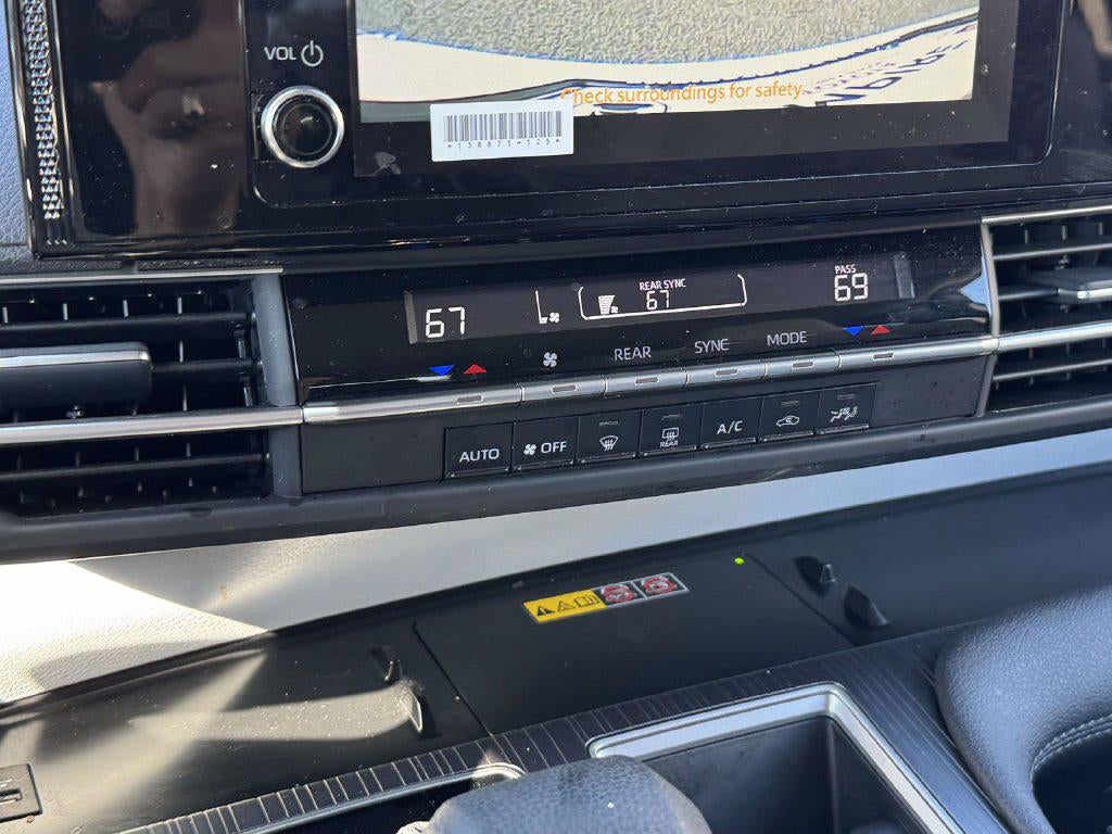 2026 Toyota Sienna LE