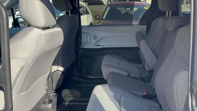 2026 Toyota Sienna LE