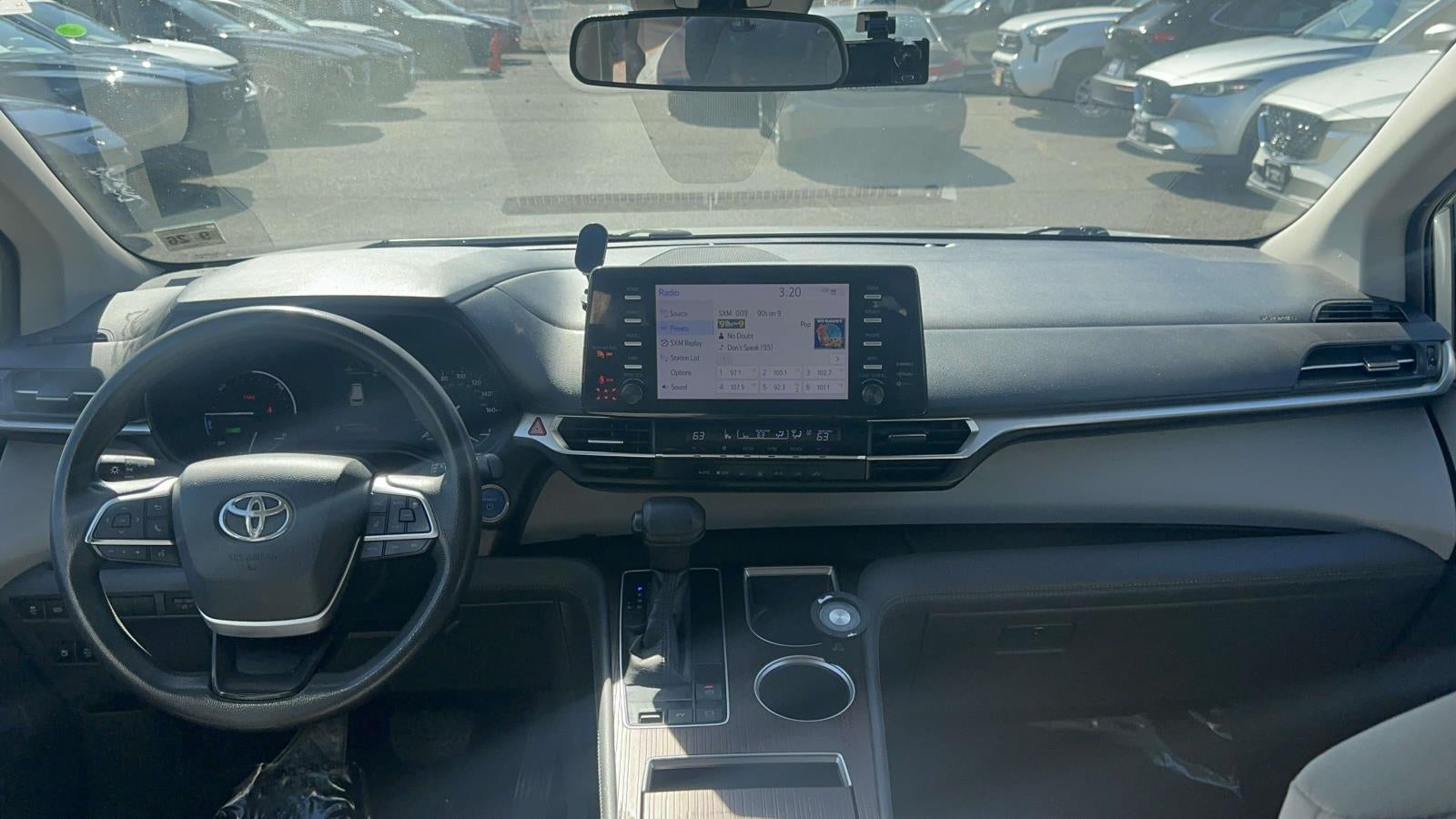 2021 Toyota Sienna LE