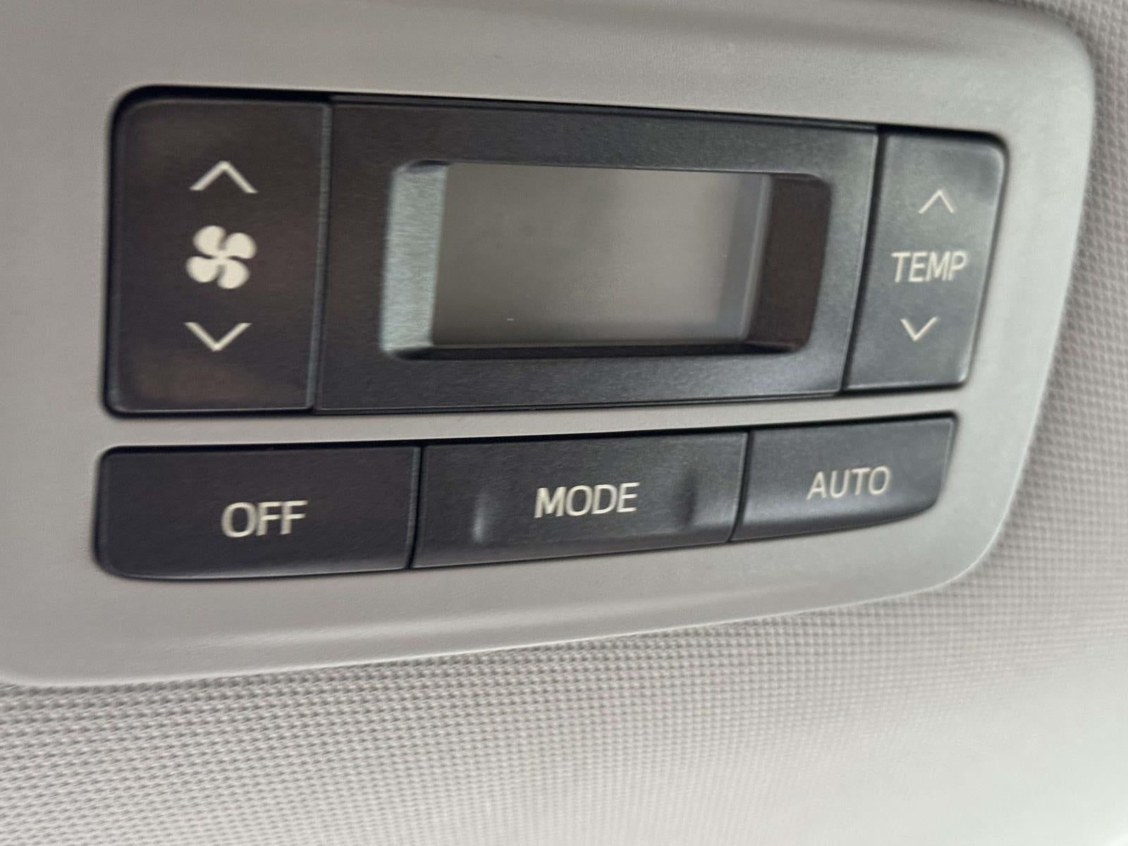 2020 Toyota Sienna LE