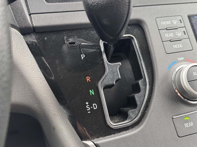 2020 Toyota Sienna LE