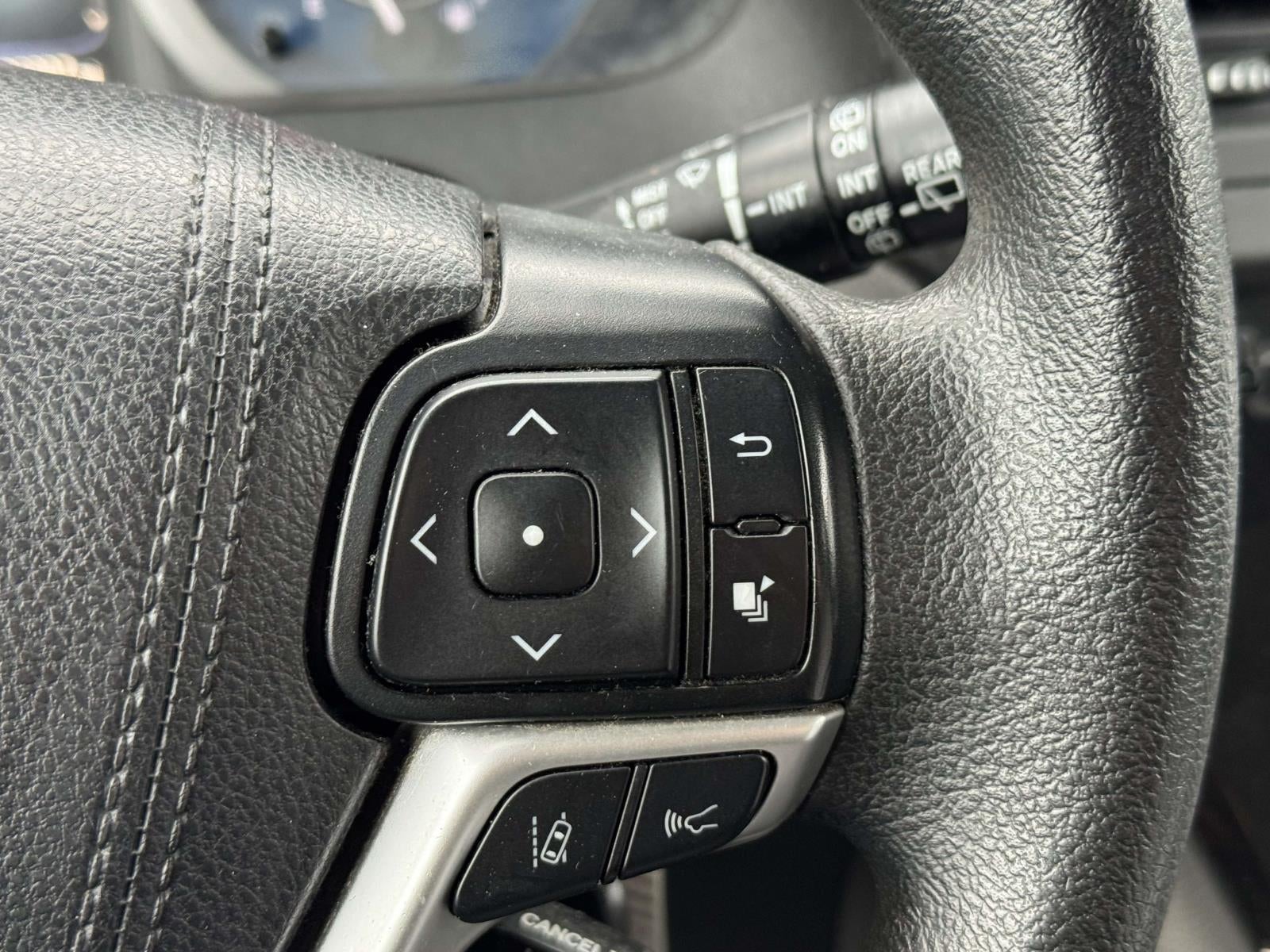 2020 Toyota Sienna LE