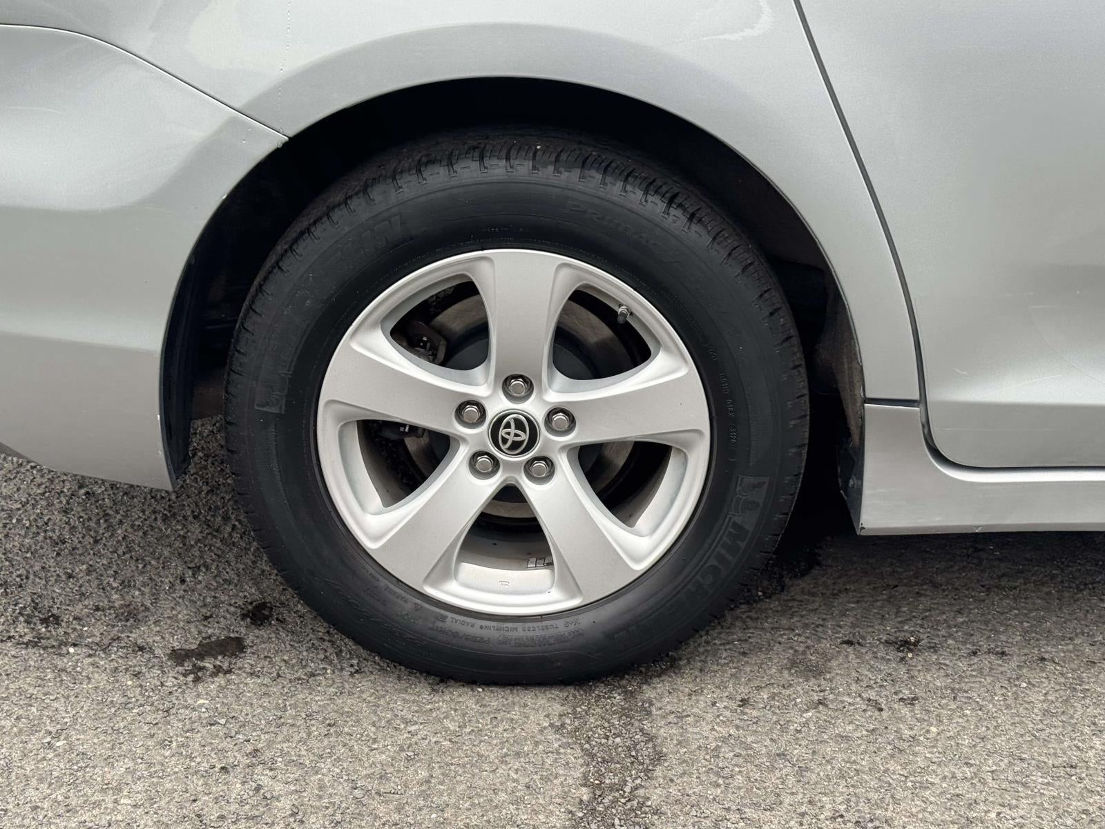 2020 Toyota Sienna LE