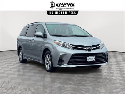2020 Toyota Sienna LE