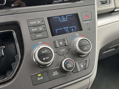 2020 Toyota Sienna LE