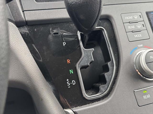 2020 Toyota Sienna LE