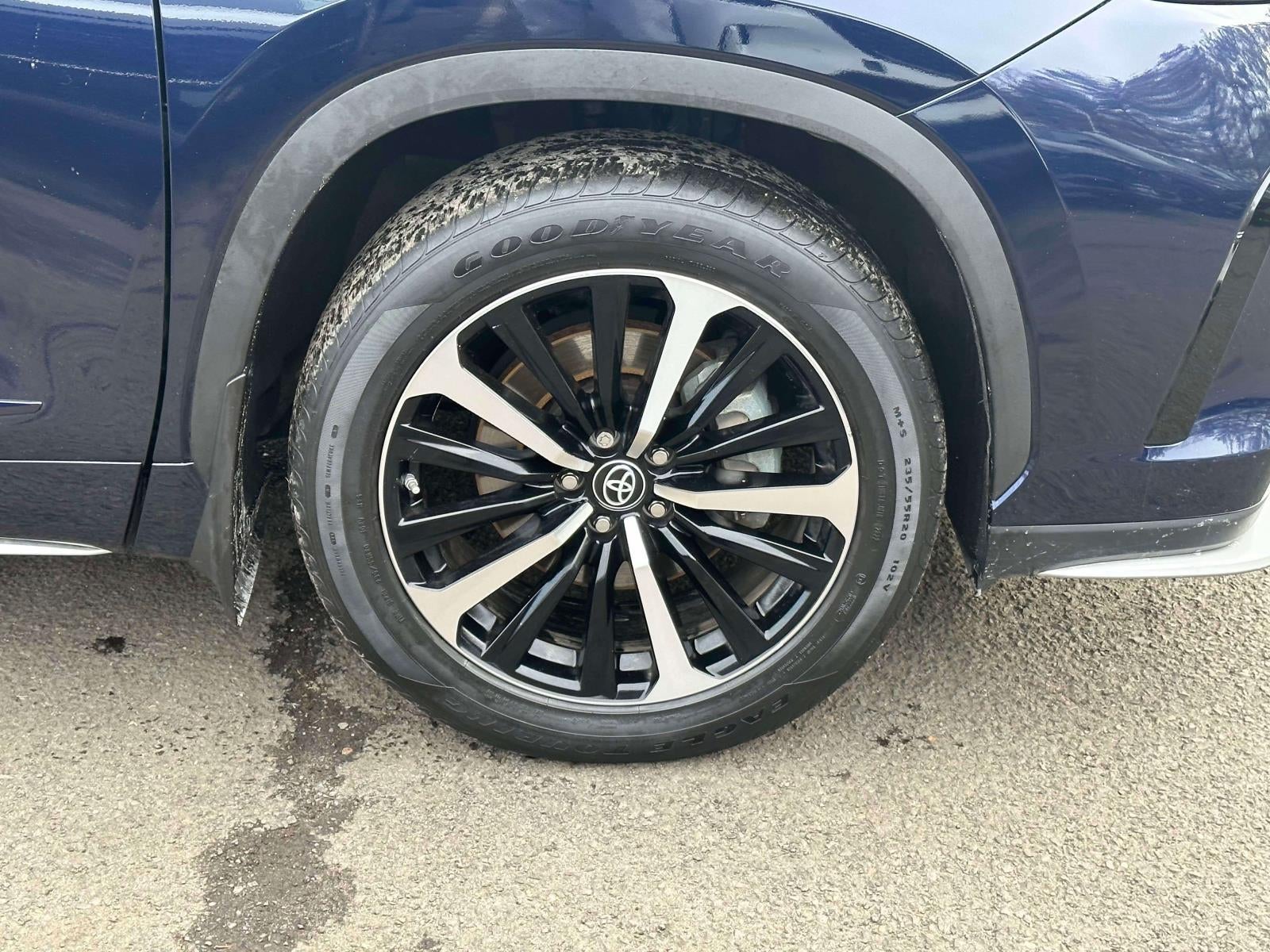 2022 Toyota Highlander XSE