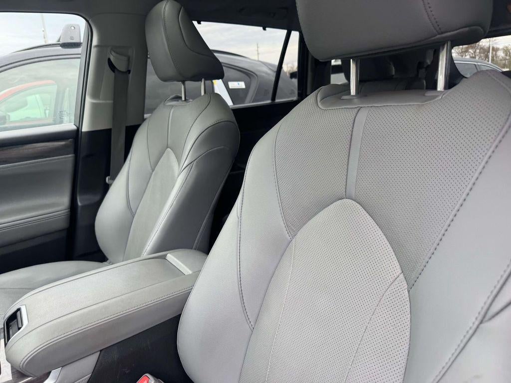 2021 Toyota Highlander Hybrid Limited