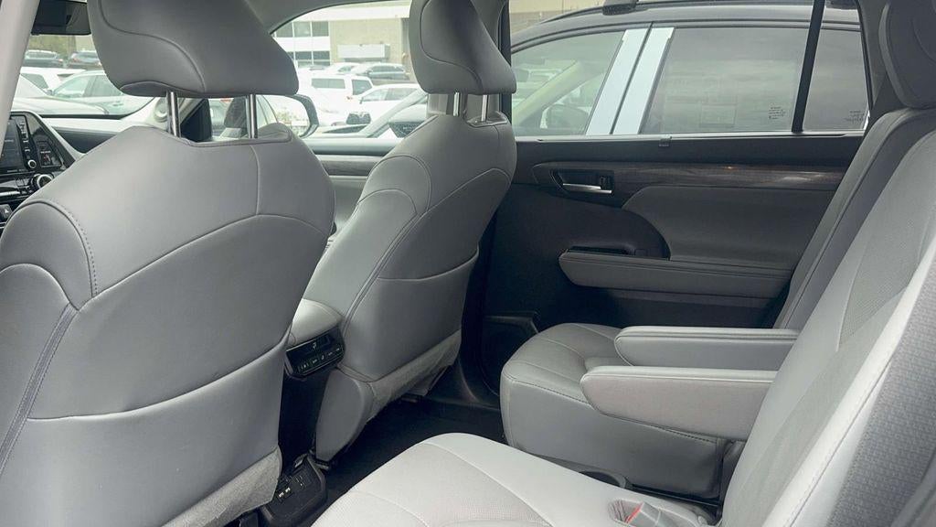 2021 Toyota Highlander Hybrid Limited